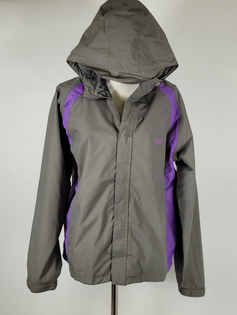 Coleman Purple / Gray Windbreaker Raincoat Size Large/ Extra Large